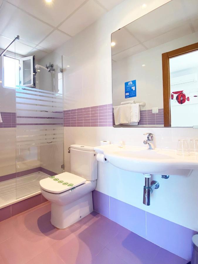 Habitaciones Camping Ferrer เพนิสโคลา ภายนอก รูปภาพ